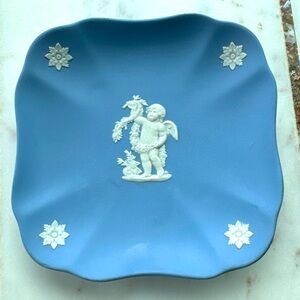 SOLD ('62) Wedgewood Blue w/Cupid & Medallions Jasperware 4" Square Dish England